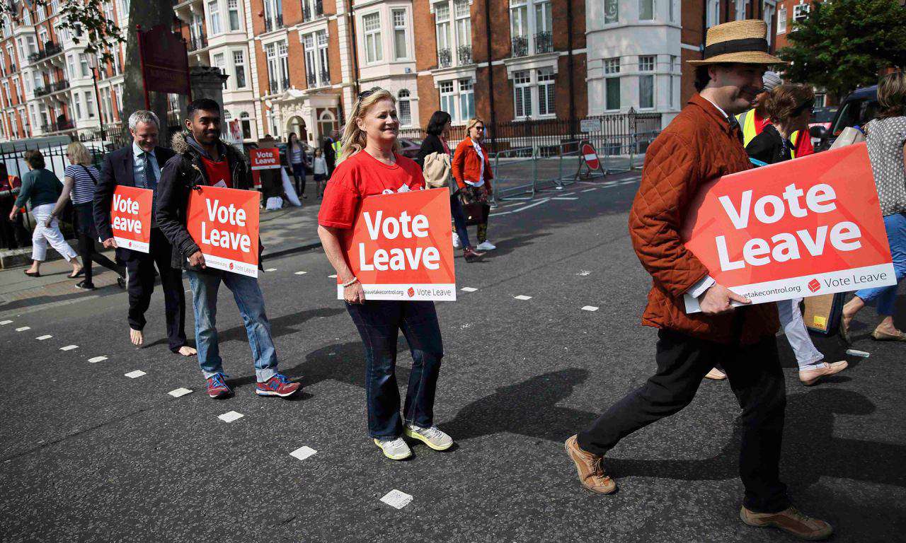 آخرین نظرسنجی نشان داد: 52 درصد انگلیسی‌ها خواستار خروج از اتحادیه اروپا هستند.